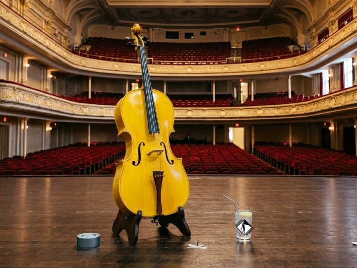 Yellow Cello Seltzer